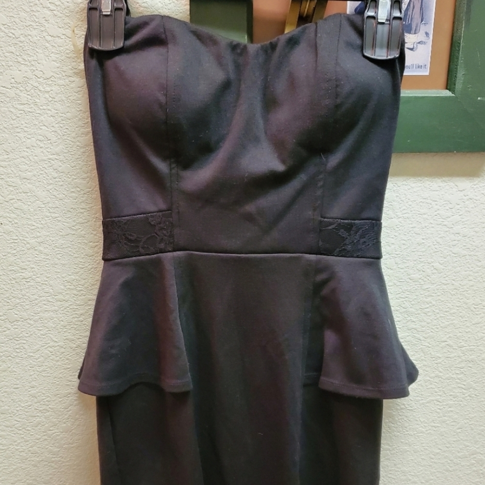 Peplum mini dress - Picture 6 of 8